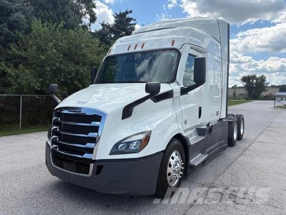 Freightliner CASCADIA 116 Vetopöytäautot