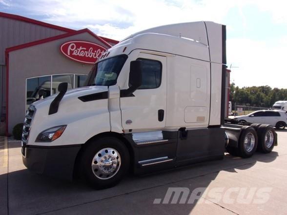 Freightliner CASCADIA 116 Vetopöytäautot