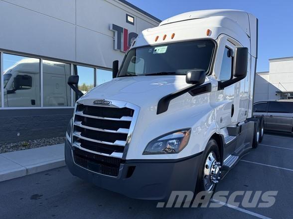 Freightliner CASCADIA 116 Vetopöytäautot