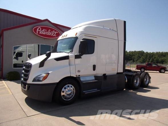 Freightliner CASCADIA 116 Vetopöytäautot