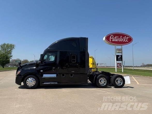Freightliner CASCADIA 126 Vetopöytäautot