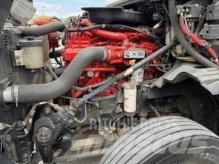 International LT Vetopöytäautot