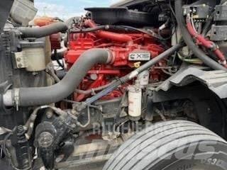 International LT Vetopöytäautot