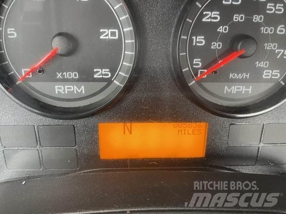 International PROSTAR Vetopöytäautot