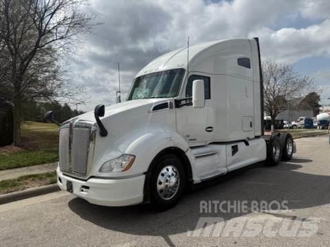 Kenworth T680 Vetopöytäautot