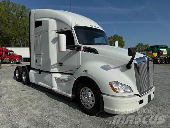 Kenworth T680 Vetopöytäautot