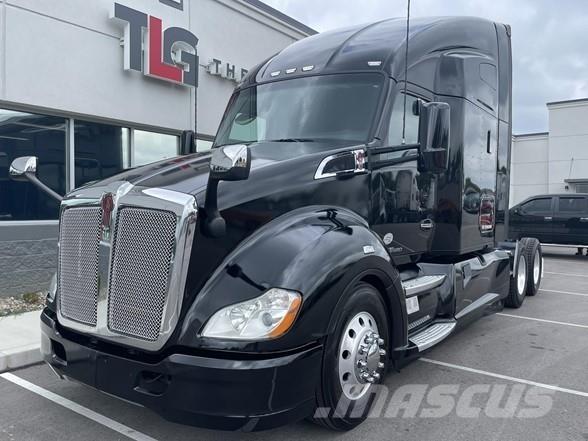 Kenworth T680 Vetopöytäautot