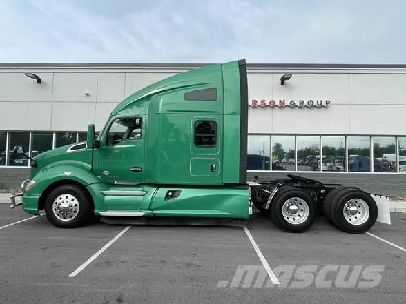 Kenworth T680 Vetopöytäautot
