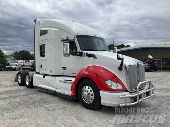 Kenworth T680 Vetopöytäautot
