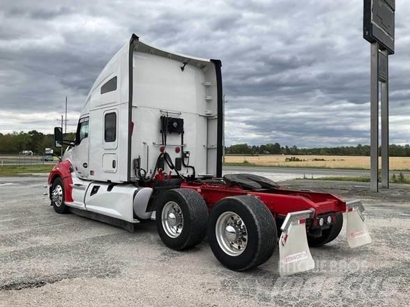 Kenworth T680 Vetopöytäautot