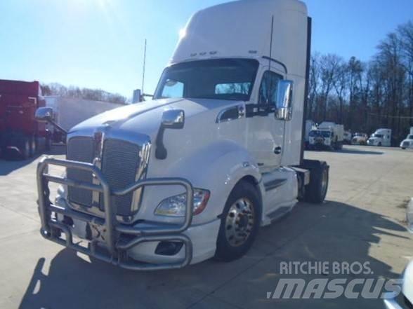 Kenworth T680 Vetopöytäautot