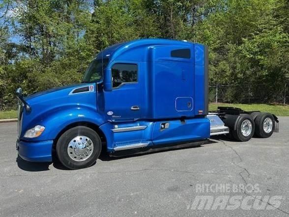 Kenworth T680 Vetopöytäautot