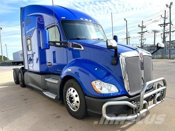 Kenworth T680 Vetopöytäautot
