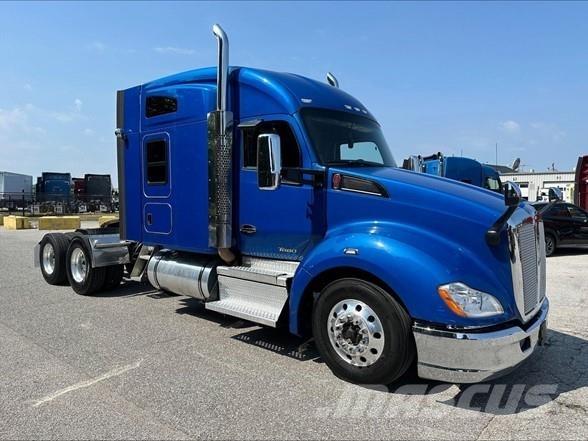Kenworth T680 Vetopöytäautot