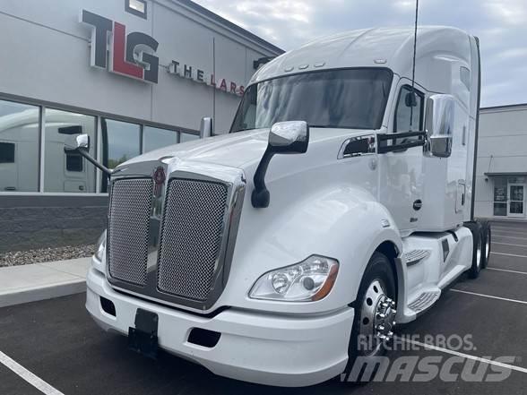 Kenworth T680 Vetopöytäautot