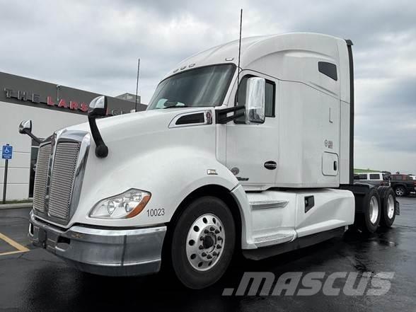 Kenworth T680 Vetopöytäautot