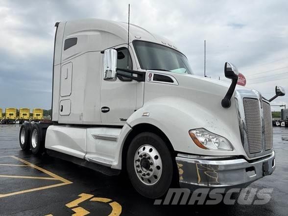 Kenworth T680 Vetopöytäautot