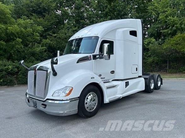 Kenworth T680 Vetopöytäautot