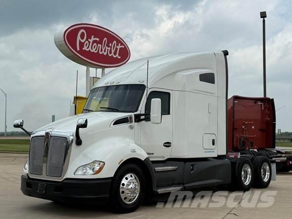Kenworth T680 Vetopöytäautot