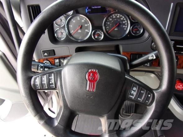 Kenworth T680 Vetopöytäautot