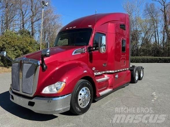 Kenworth T680 Vetopöytäautot