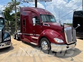 Kenworth T680 Vetopöytäautot