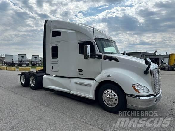 Kenworth T680 Vetopöytäautot