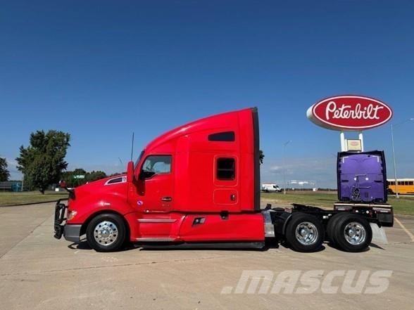 Kenworth T680 Vetopöytäautot