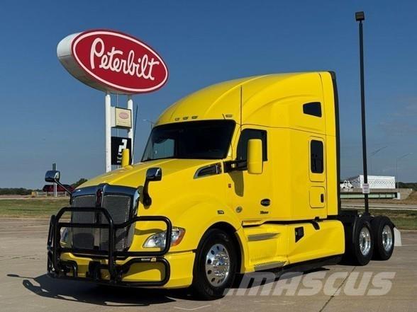 Kenworth T680 Vetopöytäautot