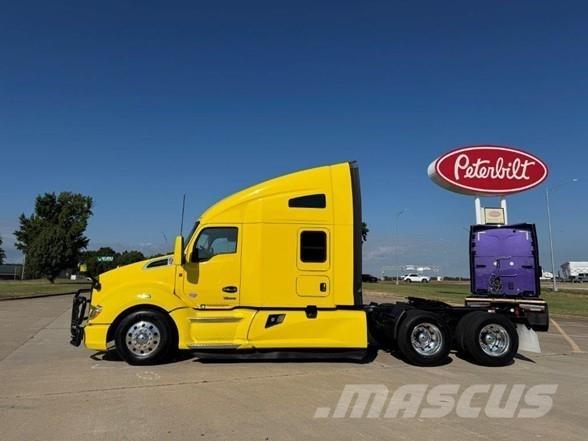 Kenworth T680 Vetopöytäautot