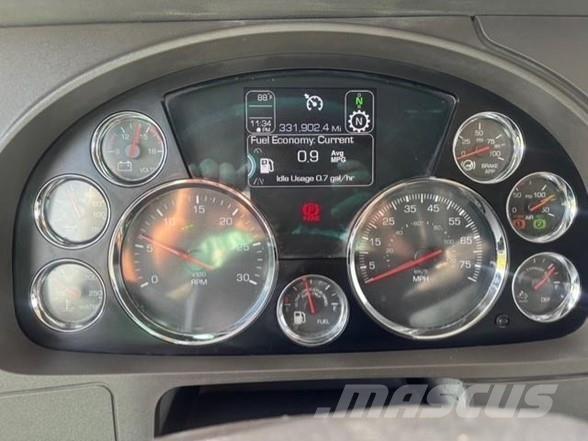 Kenworth T880 Sora- ja kippiautot