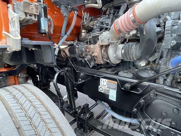 Kenworth T880 Vetopöytäautot
