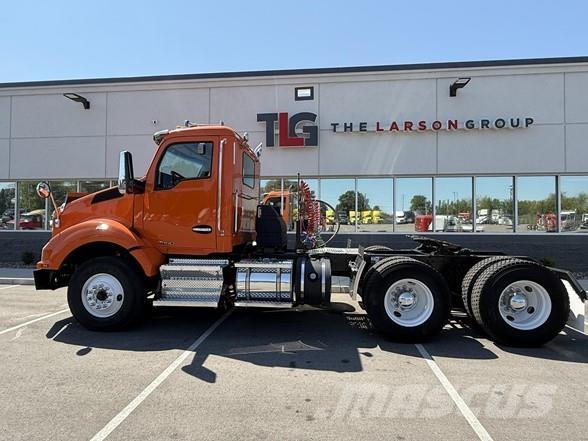 Kenworth T880 Vetopöytäautot