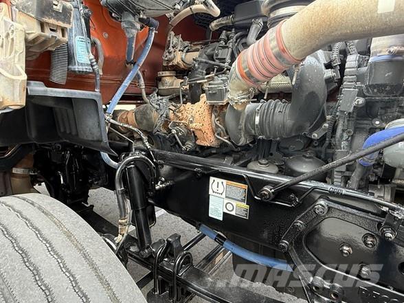 Kenworth T880 Vetopöytäautot