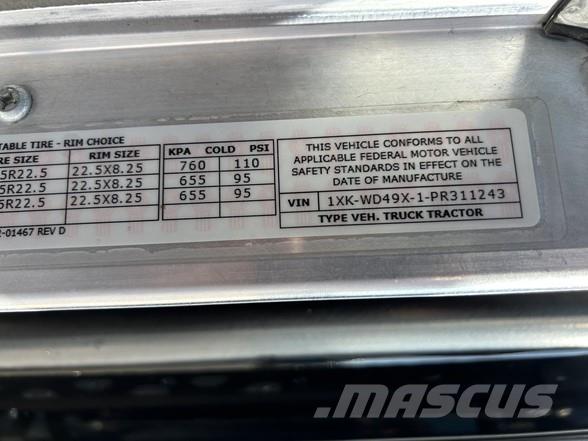 Kenworth W900 Vetopöytäautot