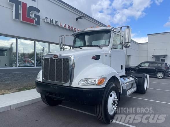 Peterbilt 337 Vetopöytäautot
