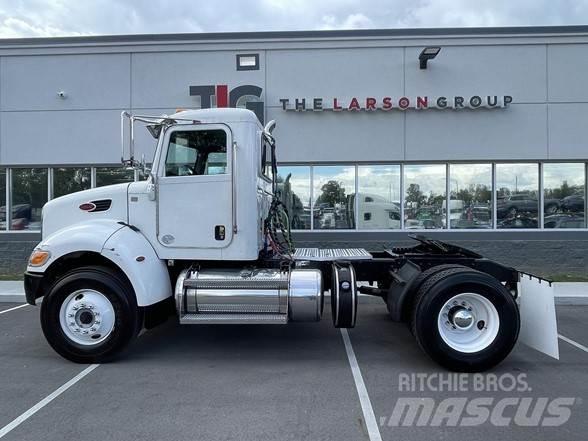Peterbilt 337 Vetopöytäautot