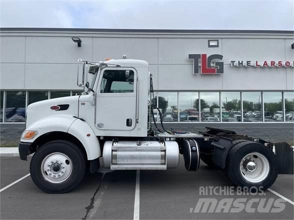 Peterbilt 337 Vetopöytäautot