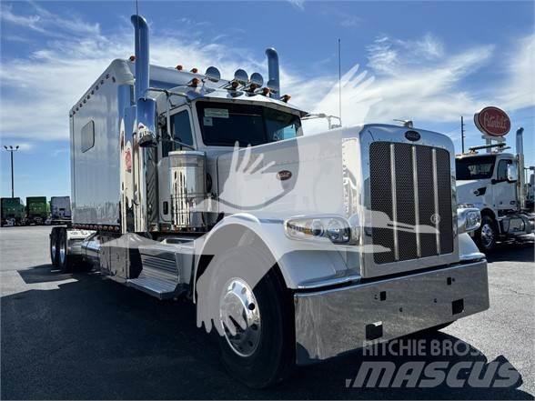 Peterbilt 389 Vetopöytäautot