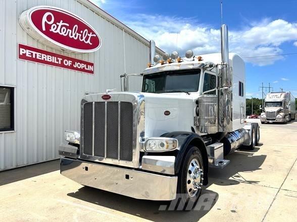 Peterbilt 389 Vetopöytäautot