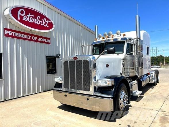 Peterbilt 389 Vetopöytäautot