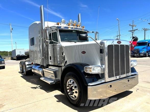 Peterbilt 389 Vetopöytäautot