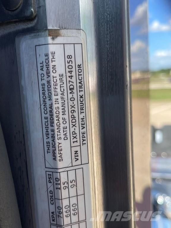 Peterbilt 389 Vetopöytäautot