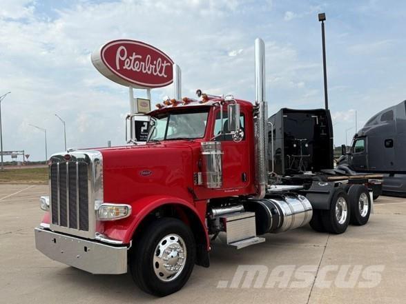 Peterbilt 389 Vetopöytäautot