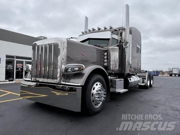 Peterbilt 389 Vetopöytäautot