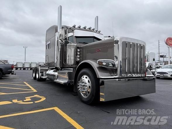 Peterbilt 389 Vetopöytäautot