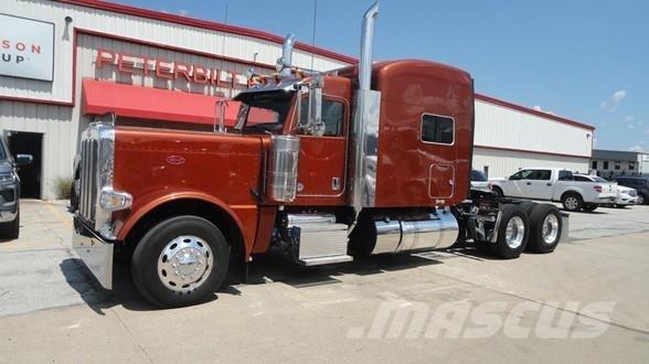 Peterbilt 389 Vetopöytäautot