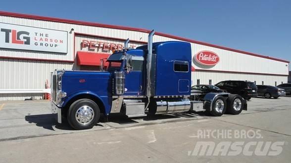 Peterbilt 389 Vetopöytäautot