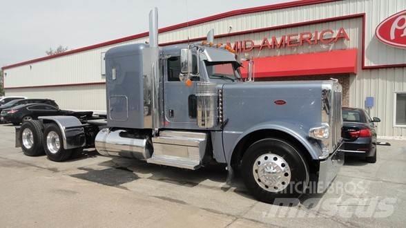 Peterbilt 389 Vetopöytäautot