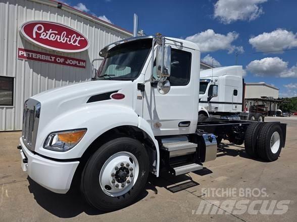 Peterbilt 536 Kuorma-autoalustat